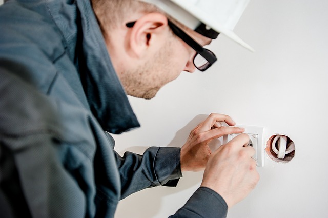Advantages of Hiring an Electrical Company in London